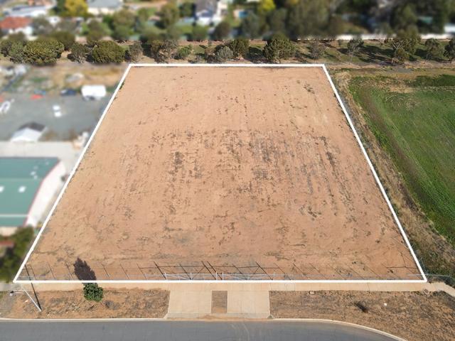Warehouse for rent in Kyabram, Victoria