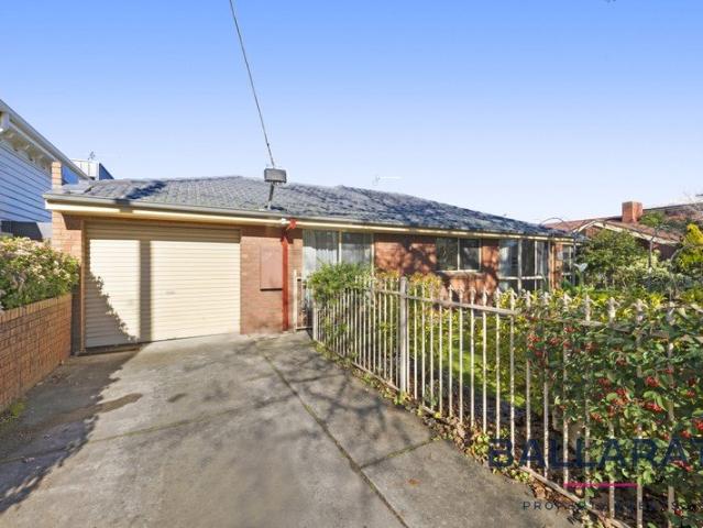 Townhouse for sale in Ballarat, Victoria
