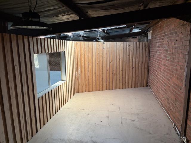 Warehouse for rent in Mordialloc, Melbourne