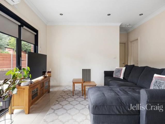 Apartment for rent in Heidelberg Heights, Melbourne