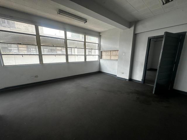 Oficina venta en Urbanización Cercado de Lima, Lima