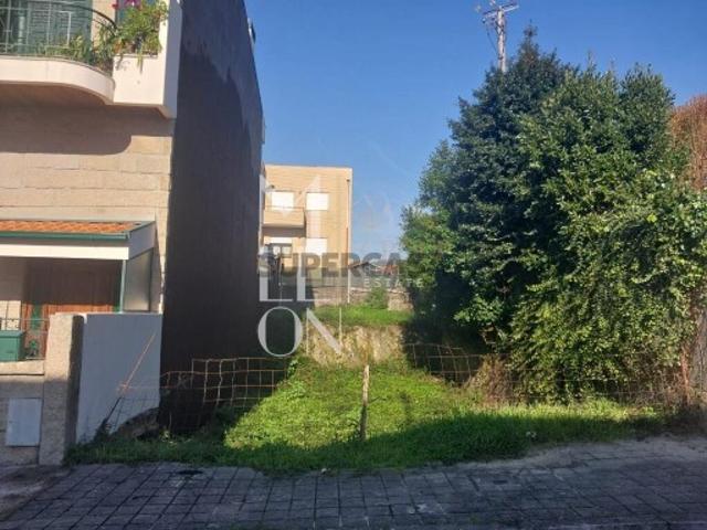 Terreno venda em Valongo, Porto