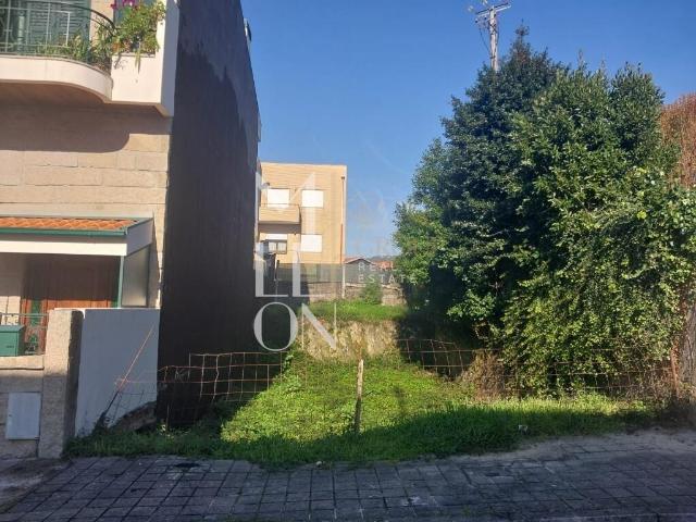 Terreno venda em Valongo, Porto