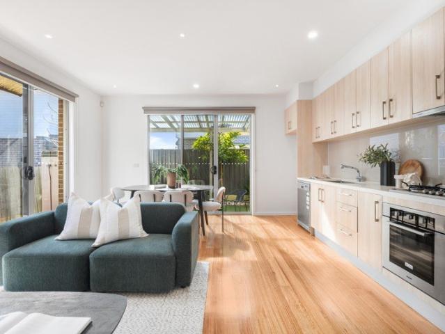 Townhouse for sale in Camerons Creek, Victoria