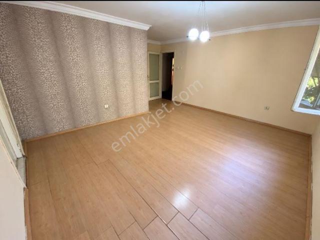 Dokuz Eylül Mahallesi, Gaziemir içerisinde kiralık mülk