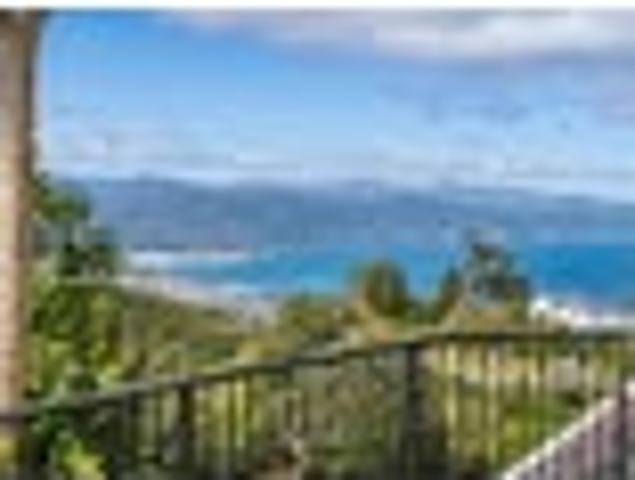 House for sale in Days Bay, Wellington
