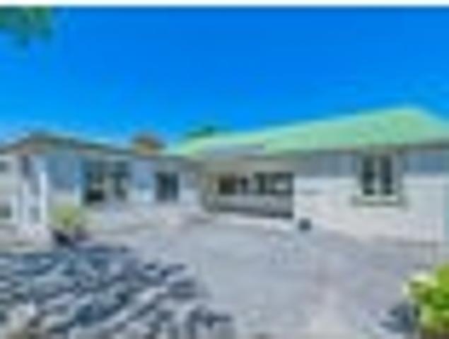 House for sale in Chaslands, Canterbury