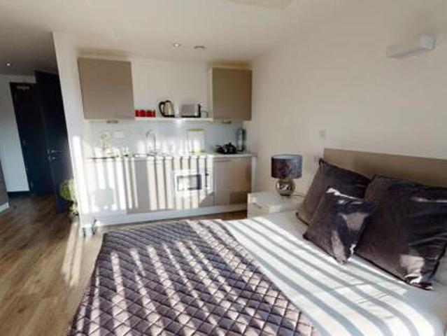 House for sale in Luton