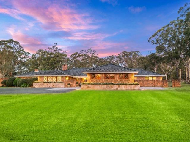 Cottage for sale in Sydney, New South Wales