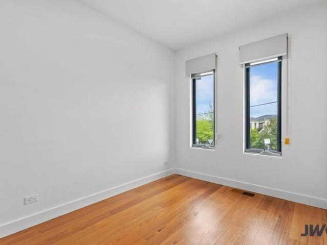 Townhouse for rent in Camerons Creek, Victoria