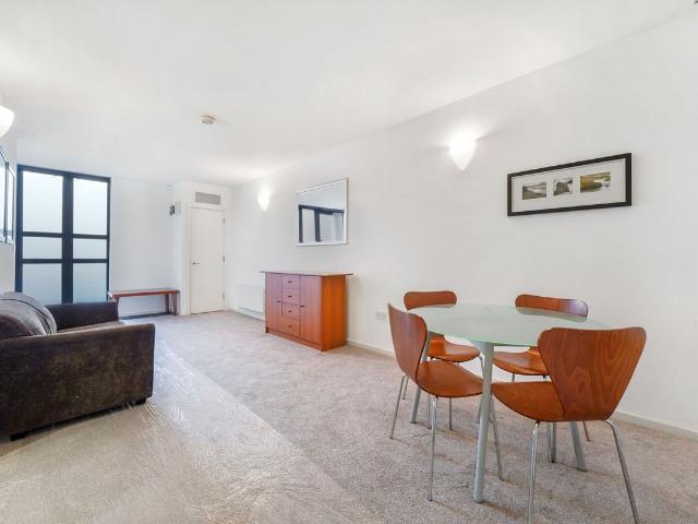 Studio for rent in Plaistow, Greater London