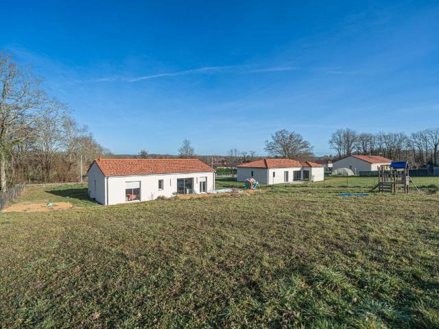 Maison vente à Rochechouart, Oradour-sur-glane