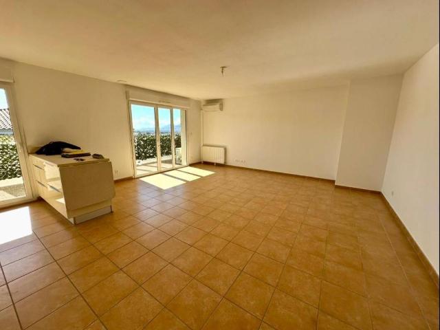 Appartement location à Oraison, Alpes-de-Haute-Provence