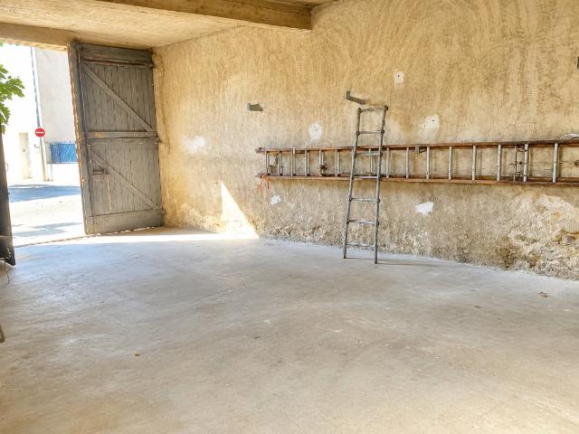 Garage vente à Carpentras, Orange