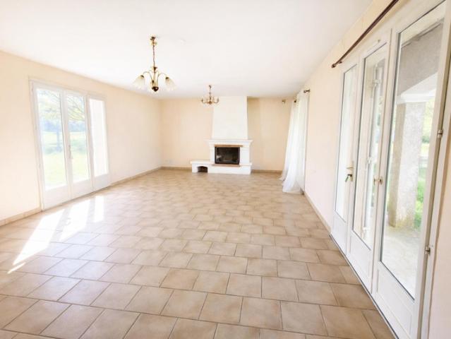 Maison vente à Carpentras, Uchaux