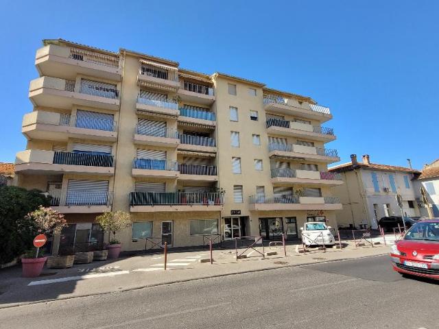 Bureau vente à Carpentras, Orange