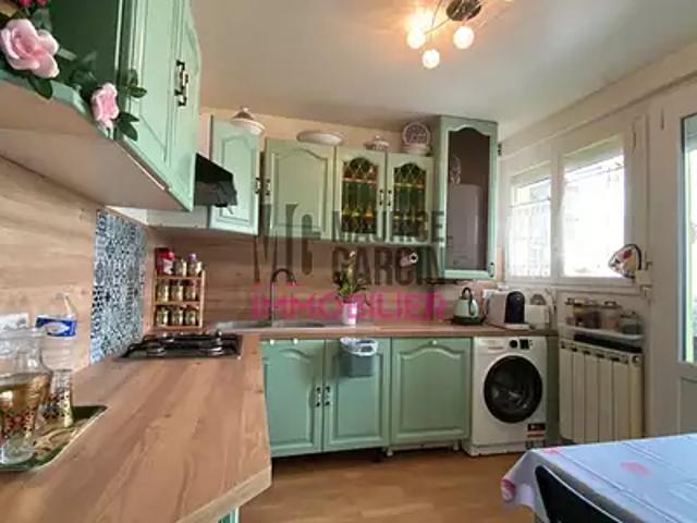 Appartement vente à Tanneurs, Orange