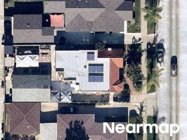 House for sale in Long Beach, California