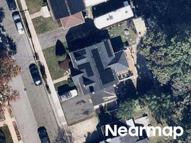 House for sale in Elmwood Park House for sale in Elmwood Park
