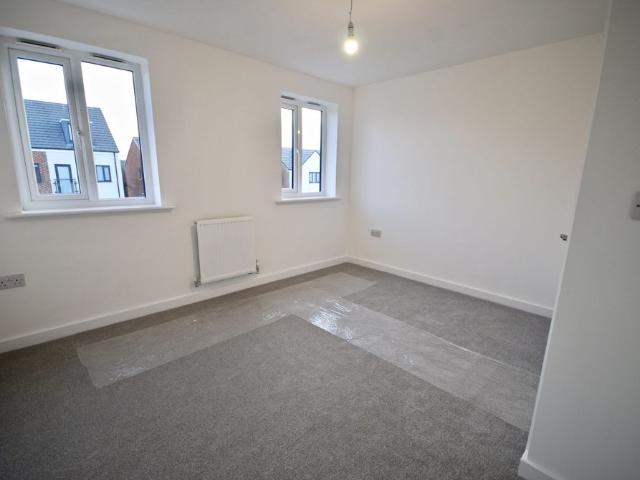 Townhouse for rent in Hazlerigg, Newcastle Upon Tyne