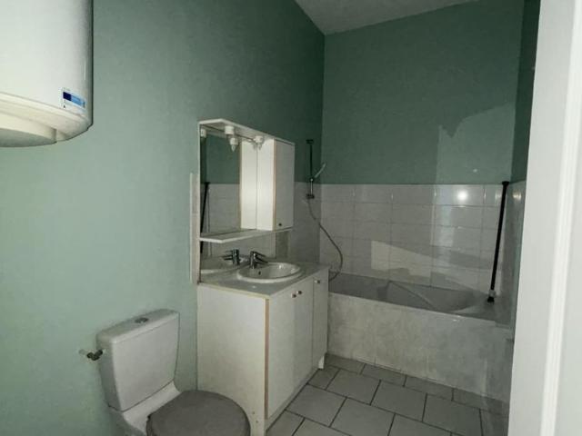 Appartement location à Lisieux, Saint-martin-de-bienfaite-la-cressonnière