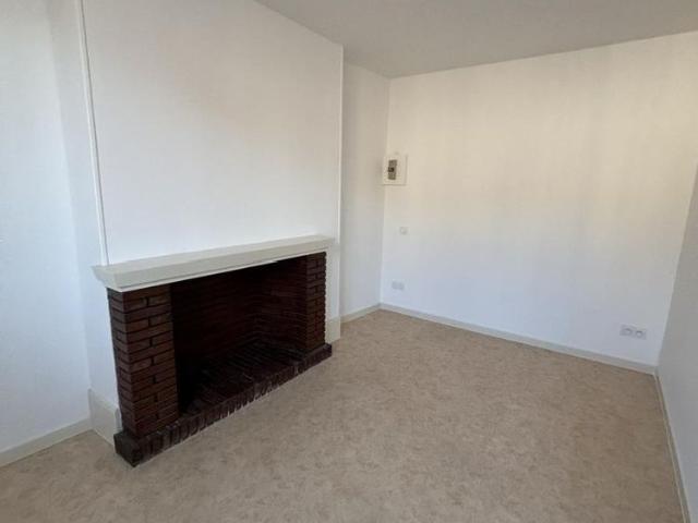 Appartement location à Lisieux, Saint-martin-de-bienfaite-la-cressonnière