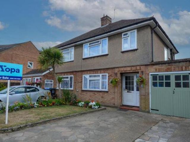 House for sale in Kingswood, North Watford