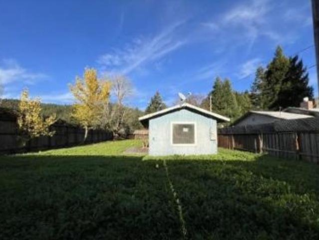 House for sale in Myers Flat