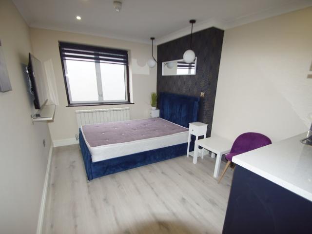 Studio for rent in Dollis Hill, Greater London