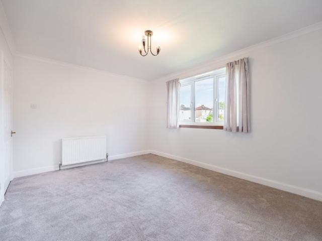 Apartment for rent in Robslee, Thornliebank