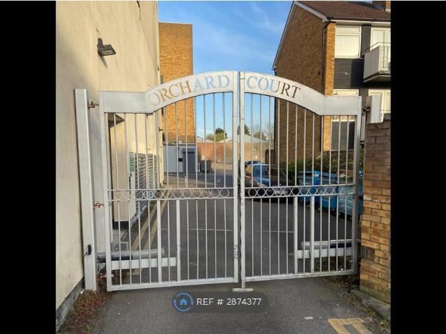 Apartment for rent in Cranborne, Potters Bar