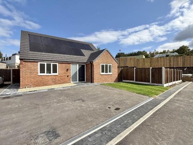 House for rent in Royston, South Yorkshire