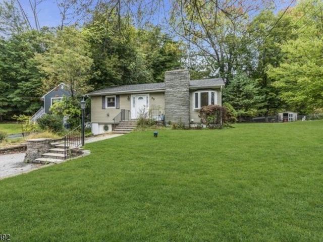 House for sale in Glenwood, New Jersey