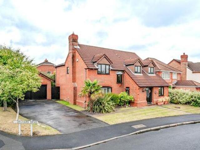 House for sale in Lyons, Greater London