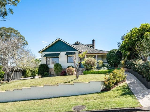 House for sale in Wyoming, Gosford