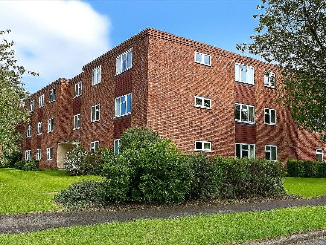 House for rent in Westborough, Surrey