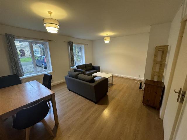 House for rent in Hyde Park, West Yorkshire