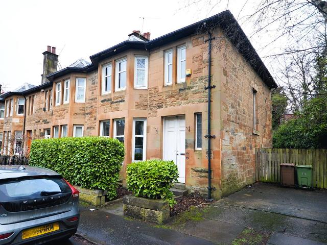 House for rent in Giffnock, Scotland
