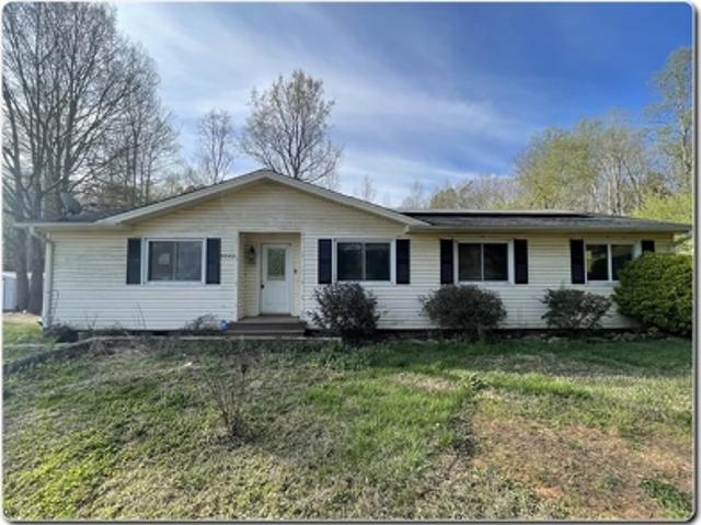 House for sale in Iron Station, North Carolina