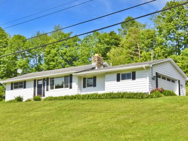Apartment for sale in Mount Bethel