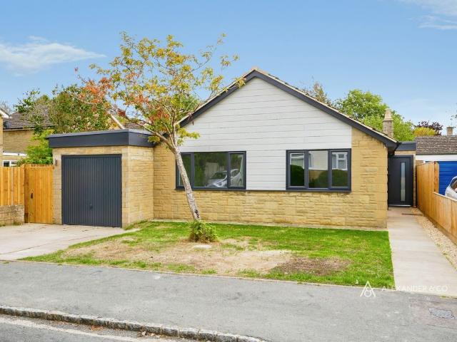 House for rent in Chesterton, Evershot