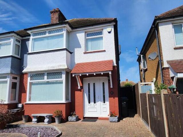 House for sale in Acol, Kent