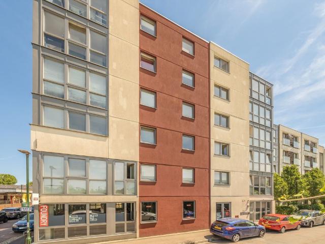 Apartment for rent in London Borough of Richmond upon Thames, Greater London