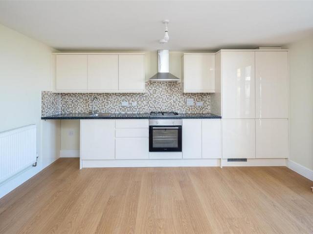 Apartment for rent in London Borough of Hounslow, Greater London