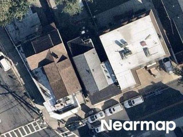 House for sale in Elizabeth, New Jersey