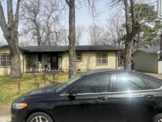 House for sale in Forest Hill, Texas