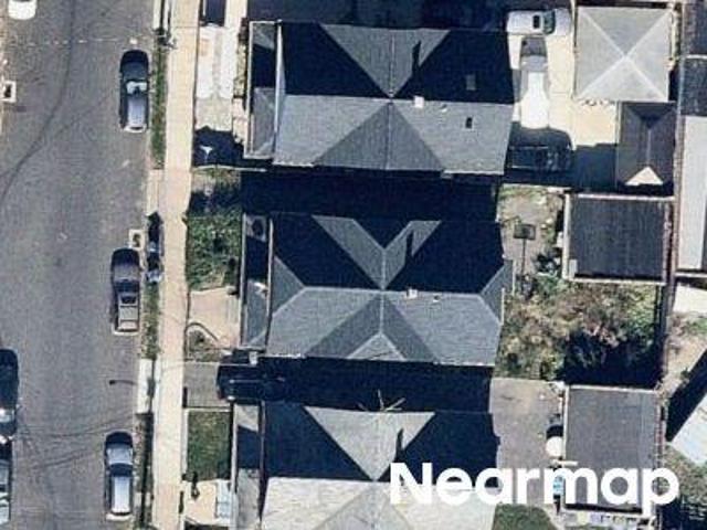 House for sale in Bridgeport