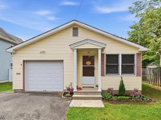 House for sale in Passaic, New Jersey