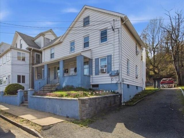 House for sale in Summit, New Jersey