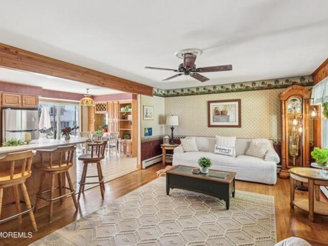House for sale in Toms River